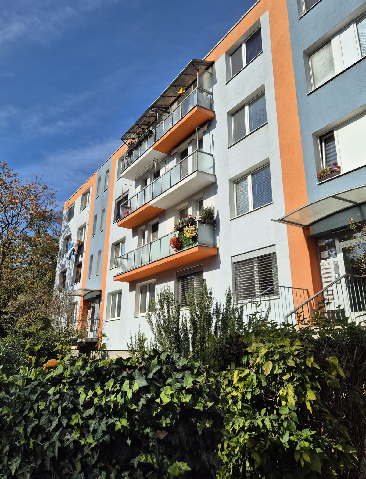 3-izb. byt, Goláňova ul., Ružinov - Pošeň, balkón, 2.p./3 — foto 9
