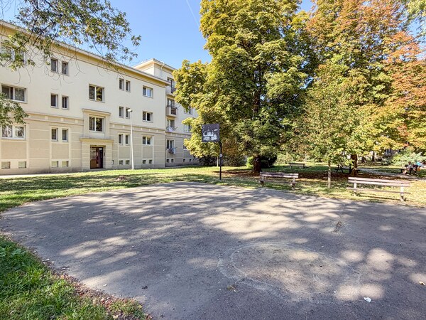 Pokojné bývanie v centre – 3 izbový byt Za Ferenitkou