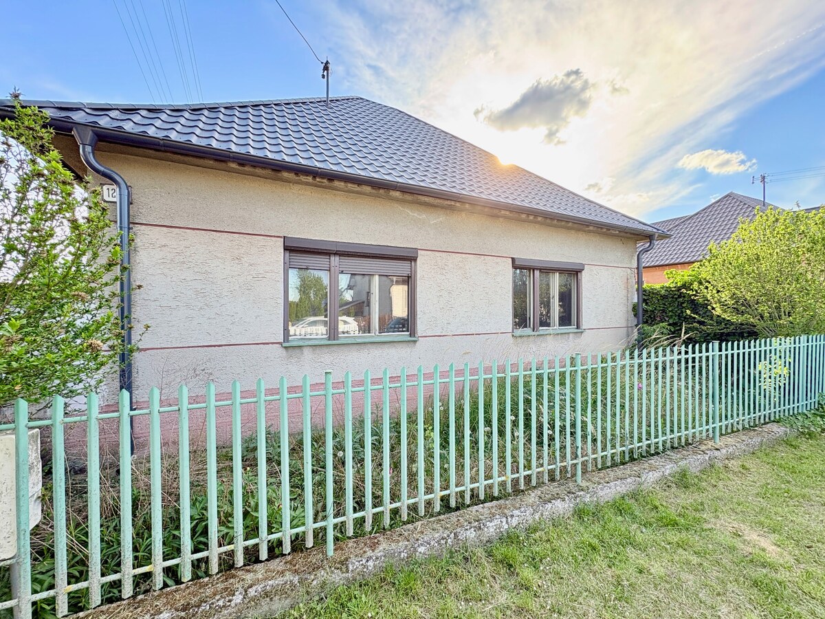 RD pripravený na rekonštrukciu - priestranný pozemok - tichá lokalita — foto 3