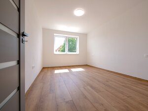 Kompletne zrekonštruovaný 3 izbový rodinný dom - Nitra — foto 7