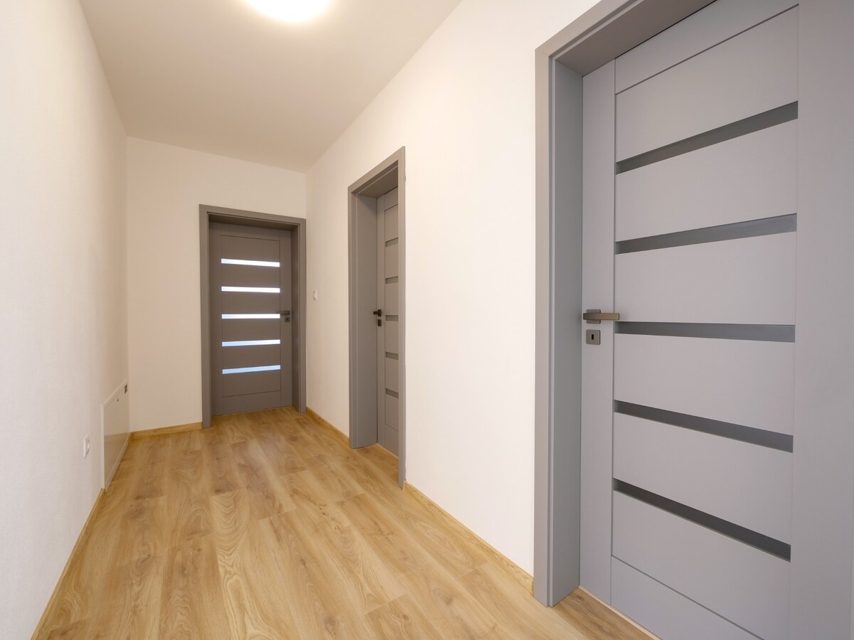 Kompletne zrekonštruovaný 4 izbový rodinný dom - Oponice — foto 13