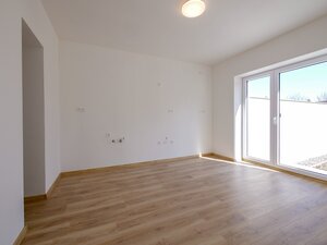 Kompletne zrekonštruovaný 4 izbový rodinný dom - Oponice — foto 17