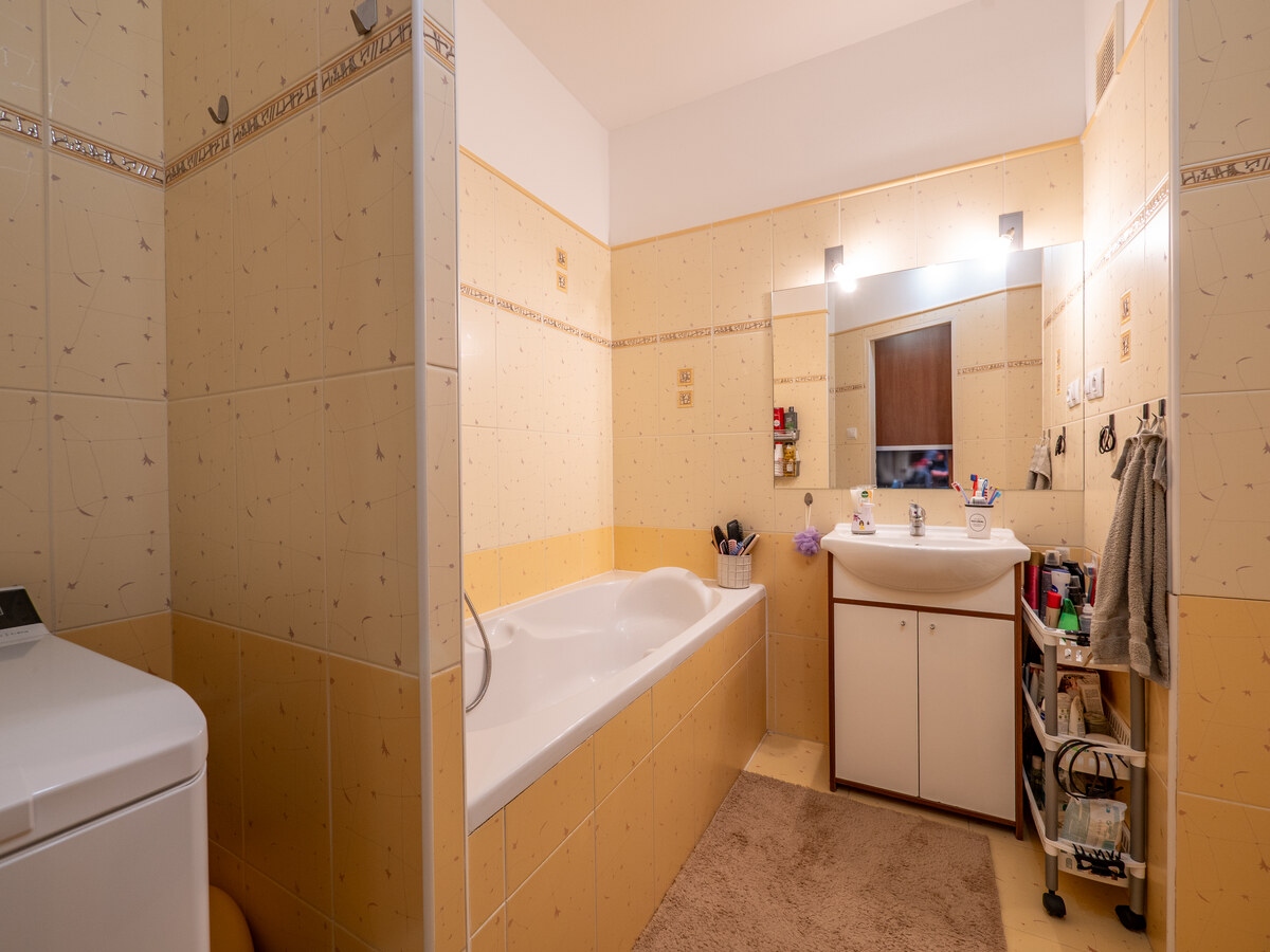 Prenájom 4 izbový byt s balkónom - Čajkovského ulica — foto 9