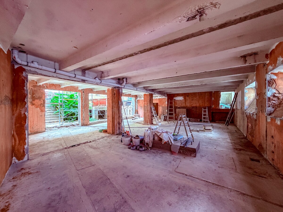 Industriálny obchodný priestor v úplnom centre mesta - 137 m2 — foto 2