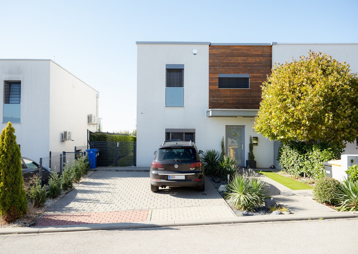 5 izbový dom so zimnou záhradou - Nitrianske Hrnčiarovce — foto 2