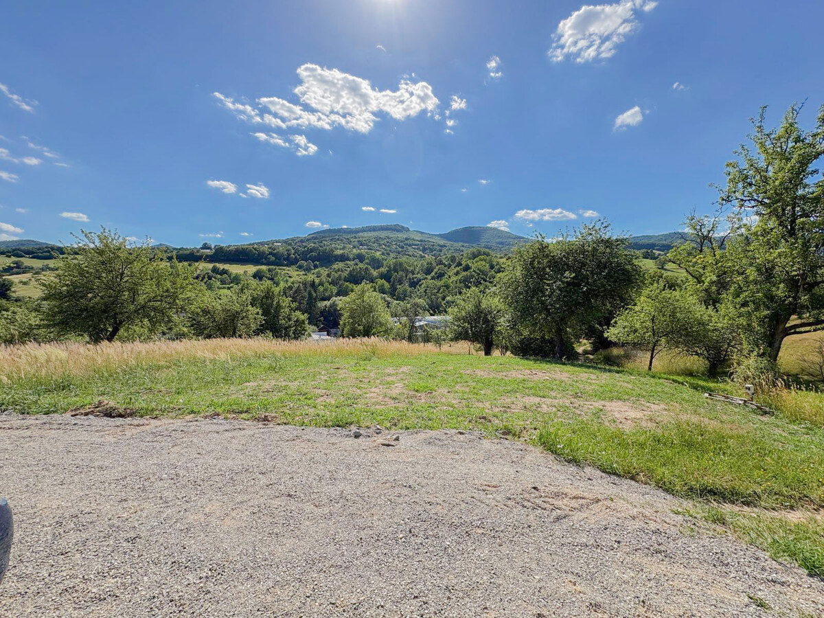 Stavebný pozemok 1 353 m² pri Tajchu s krásnymi výhľadmi — foto 4