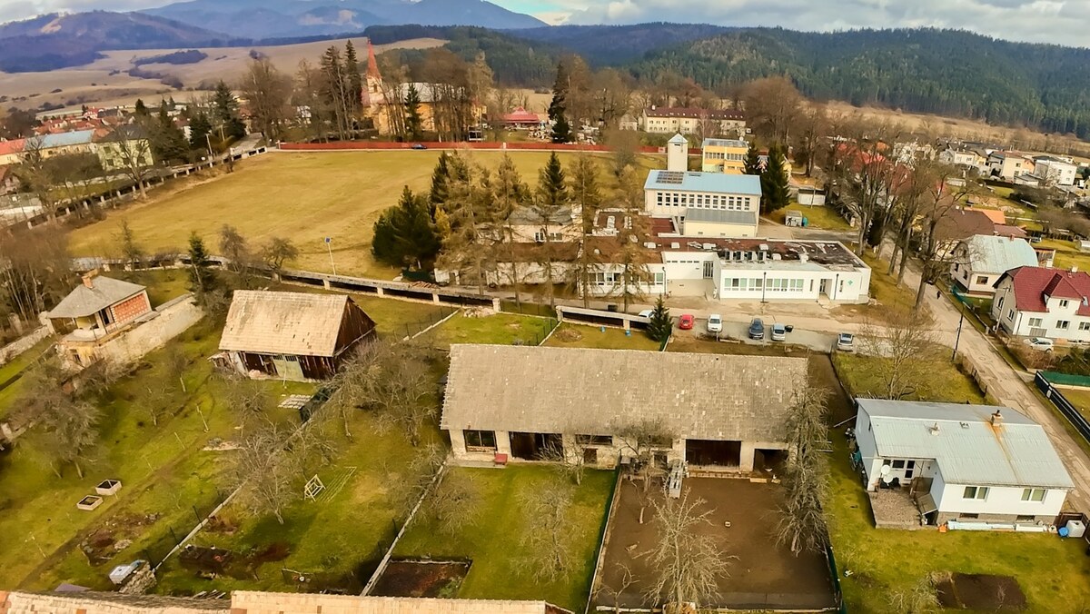 Pozemok vhodný na výstavbu rodinného domu. Kláštor pod Znievom, 718 m2 — foto 3