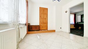 Veľký 5 izbový dom na predaj v obci Sklené — foto 11