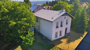Veľký 5 izbový dom na predaj v obci Sklené — foto 2