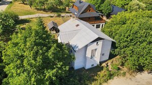 Veľký 5 izbový dom na predaj v obci Sklené — foto 3