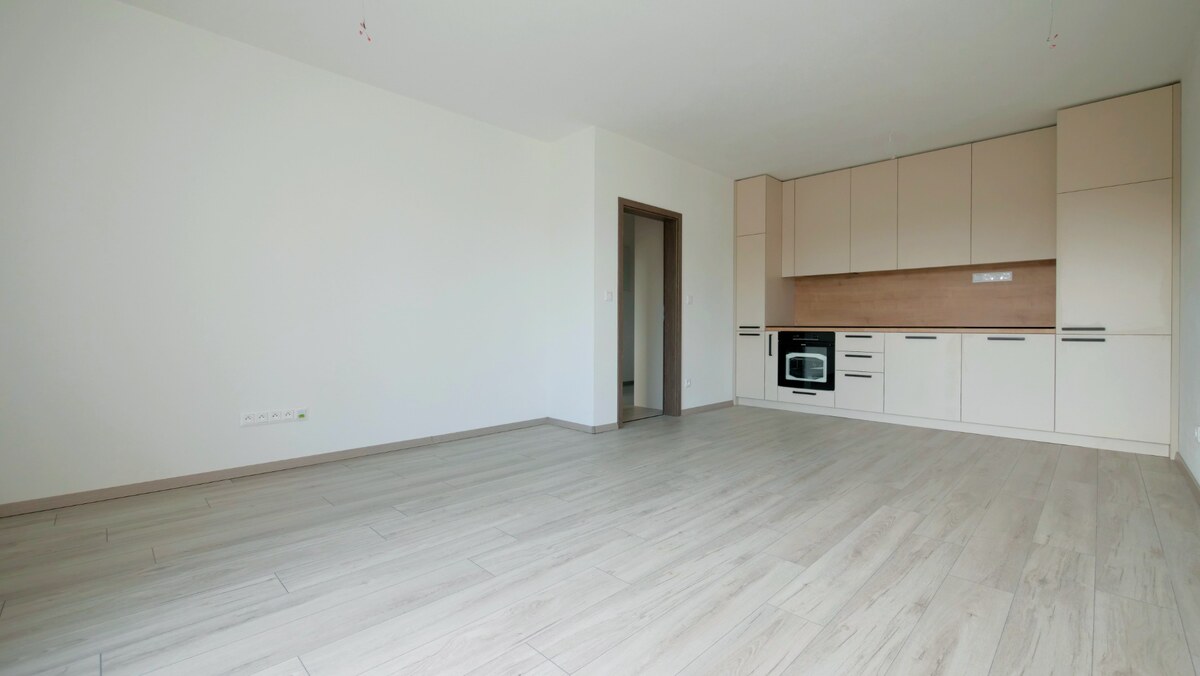 REZERVOVANÉ - BYTY KOŠÚTY - 2 izbový byt na predaj s výhľadom na zeleň