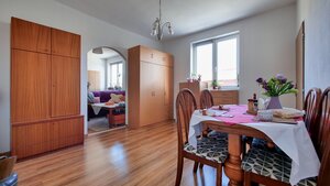 Praktický 8-izbový rodinný dom na Bystričke — foto 8