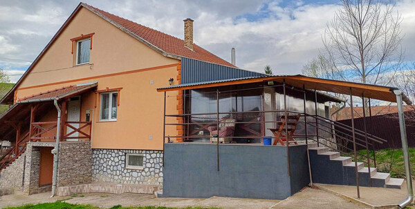 Luxusný rodinný dom v obci Lak, Maďarsko