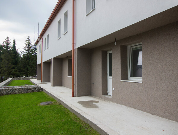 Bývajte v lone prírody- apartmán Jahodná + terasa