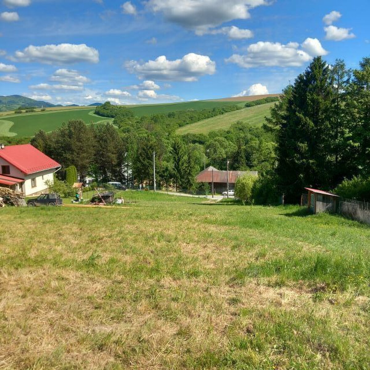 Slnečný stavebný pozemok 890 m2 v Ďurkovej — foto 5