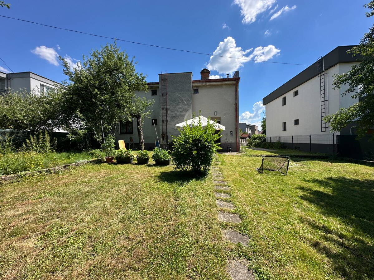 6- izbový rodinný dom, Karlovo, Banská Bystrica, pozemok 692 m2 — foto 3