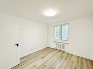 Veľký 3-izbový byt v centre Zvolena, kompletná rekonštrukcia, 79 m2 — foto 5