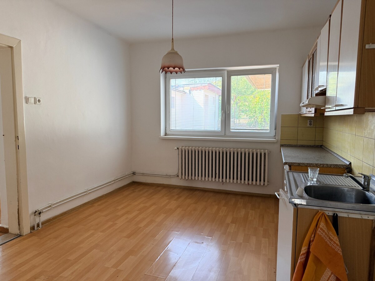 Exkluzívna ponuka na predaj, rodinný dom " Brestovany"  Horné Lovčice — foto 10