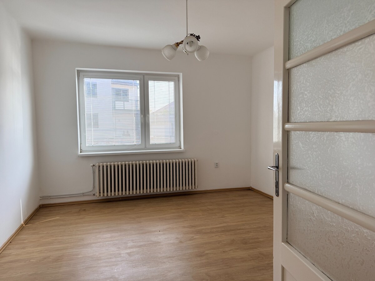 Exkluzívna ponuka na predaj, rodinný dom " Brestovany"  Horné Lovčice — foto 12