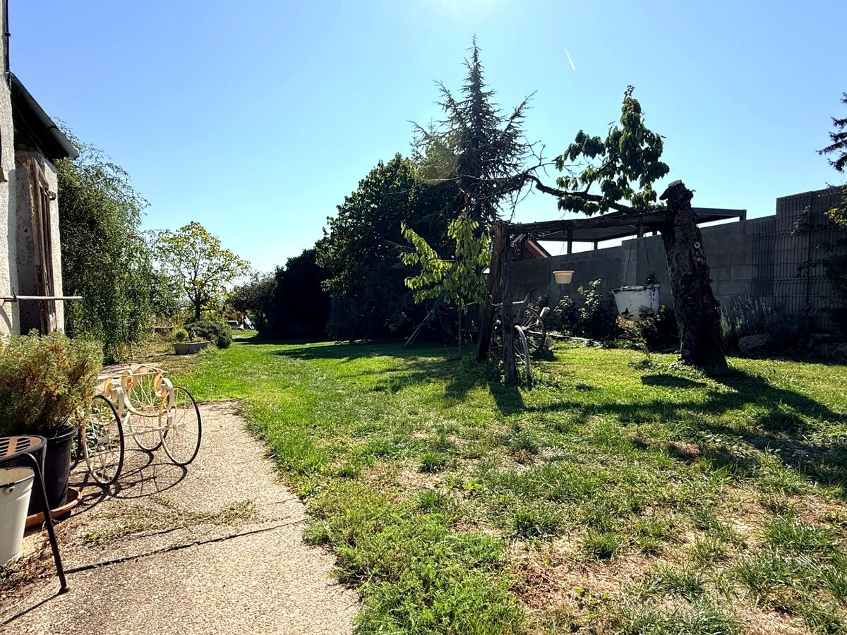 Priestranný 6-izbový dom na pozemku 872 m² – Častá — foto 16