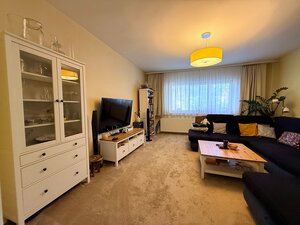 Priestranný 6-izbový dom na pozemku 872 m² – Častá — foto 3