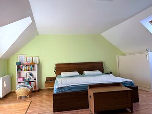 Priestranný 6-izbový dom na pozemku 872 m² – Častá — foto 7