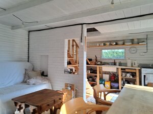 Slnečná chata v Malých Karpatoch pod Slepým vrchom — foto 5
