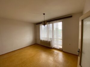 Na predaj priestranný rodinný dom v tichej lokalite " Zvončín " — foto 6