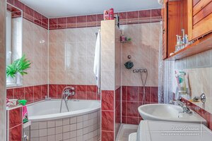 Dva rodinné domy na jednom pozemku v prestížnej lokalite Spiegelsall — foto 22