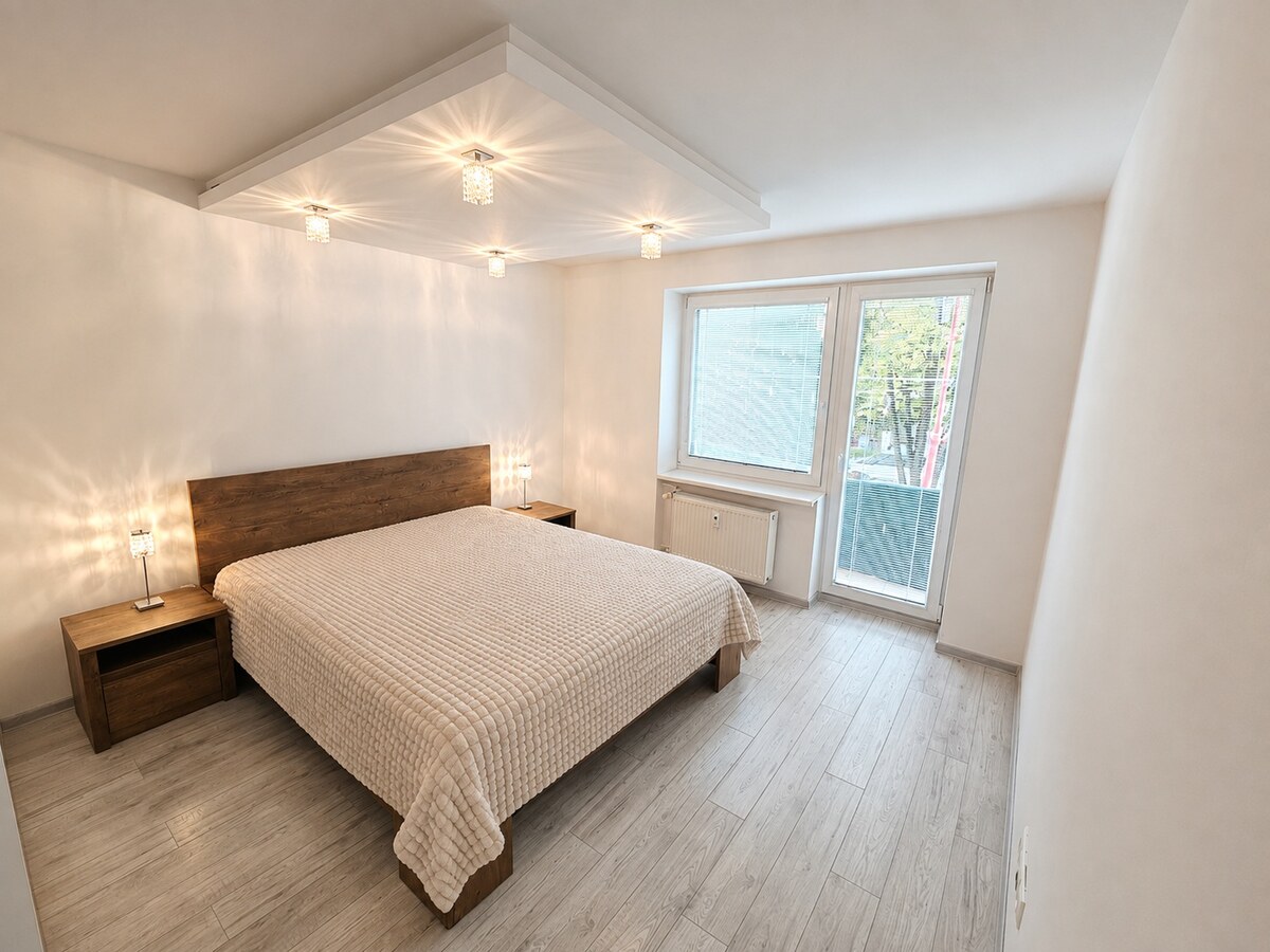 Zariadený 3i byt s klimatizáciou po rekonštrukcii – Študentská — foto 2