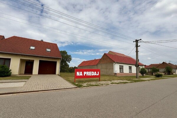 stavebný pozemok 1222m² v obci Košolná