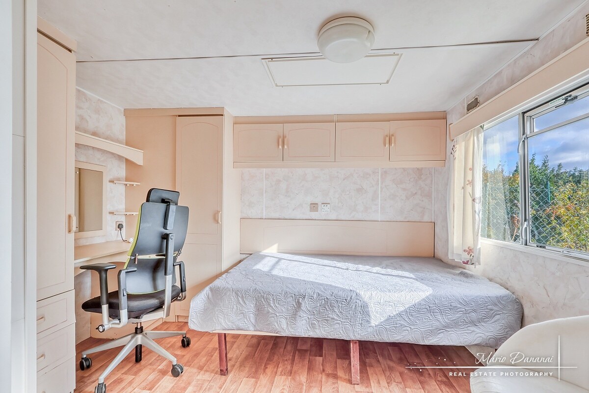 Záhrada s mobilným domčekom na Chovateľskej ulici v Trnave — foto 11