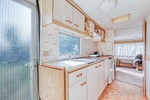 Záhrada s mobilným domčekom na Chovateľskej ulici v Trnave — foto 10