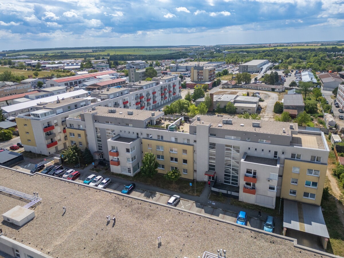 BEZBARIÉROVÝ 1-IZBOVÝ BYT V OBĽÚBENEJ LOKALITE MUŠKÁT — foto 8