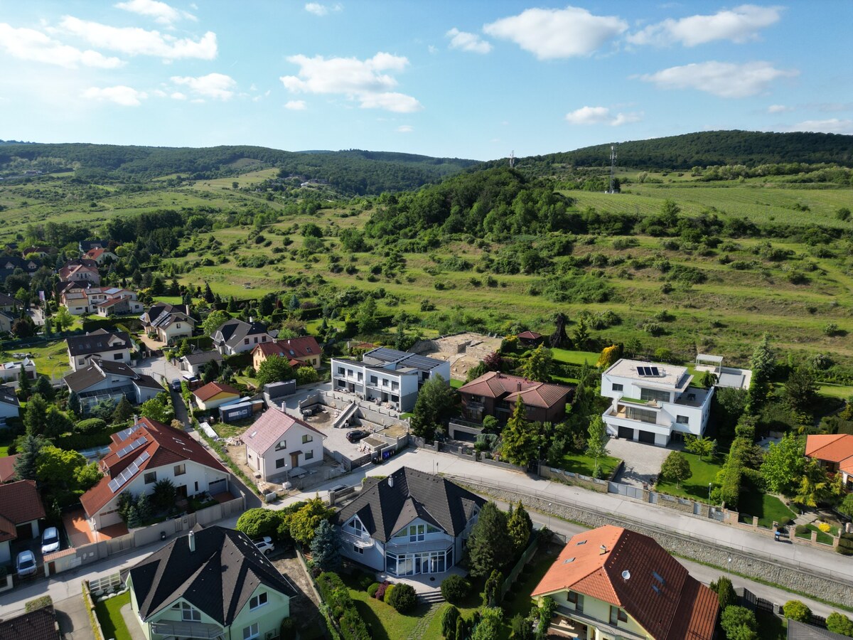 ,,,EXKLUZÍVNE,,,PREDAJ PRIESTRANNÉHO 5 IZB.RD V PEZINKU / LIMBACH — foto 18