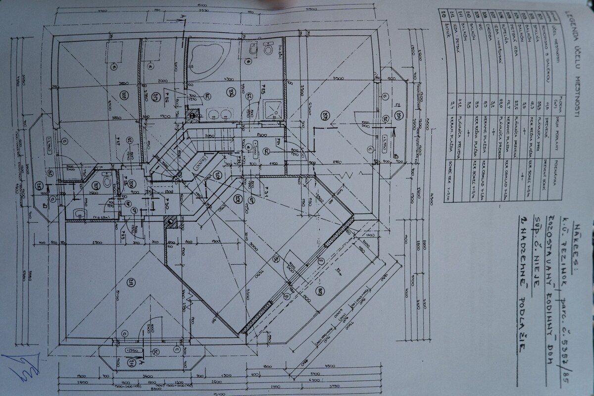 ,,,EXKLUZÍVNE,,,PREDAJ PRIESTRANNÉHO 5 IZB.RD V PEZINKU / LIMBACH — foto 19