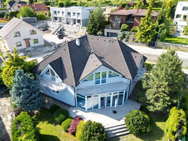 ,,,EXKLUZÍVNE,,,PREDAJ PRIESTRANNÉHO 5 IZB.RD V PEZINKU / LIMBACH