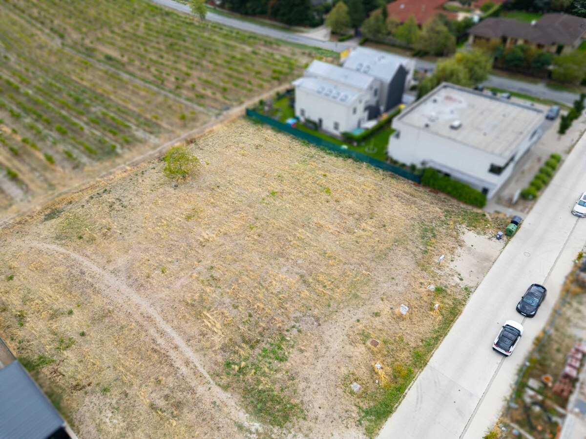 PREDAJ ATRAKTÍVNEHO SP V LIMBACHU 770,5 m2 — foto 3