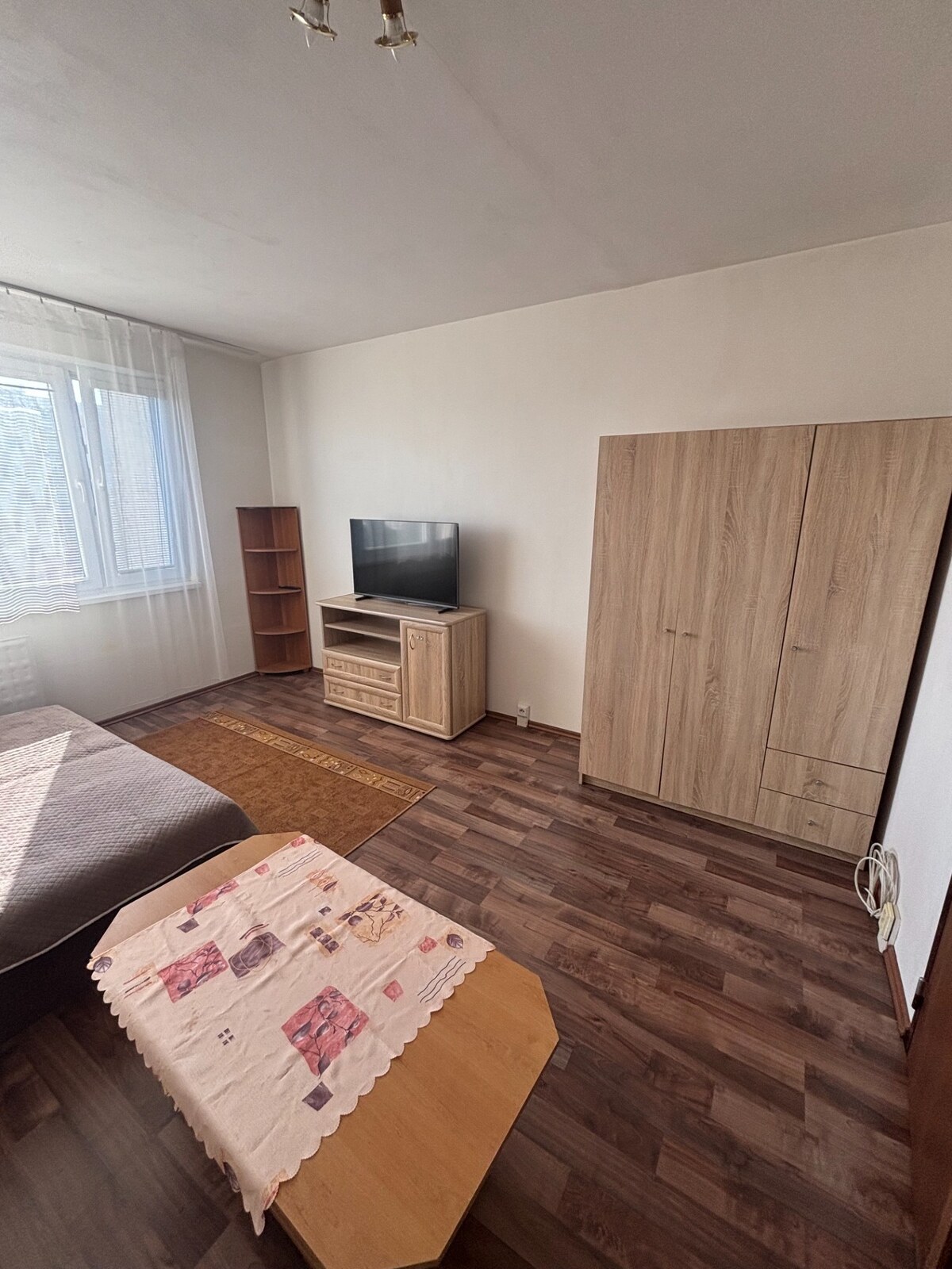 PRIESTRANNÝ 1 IZBOVÝ BYT S LODŽIOU - SEVER — foto 4