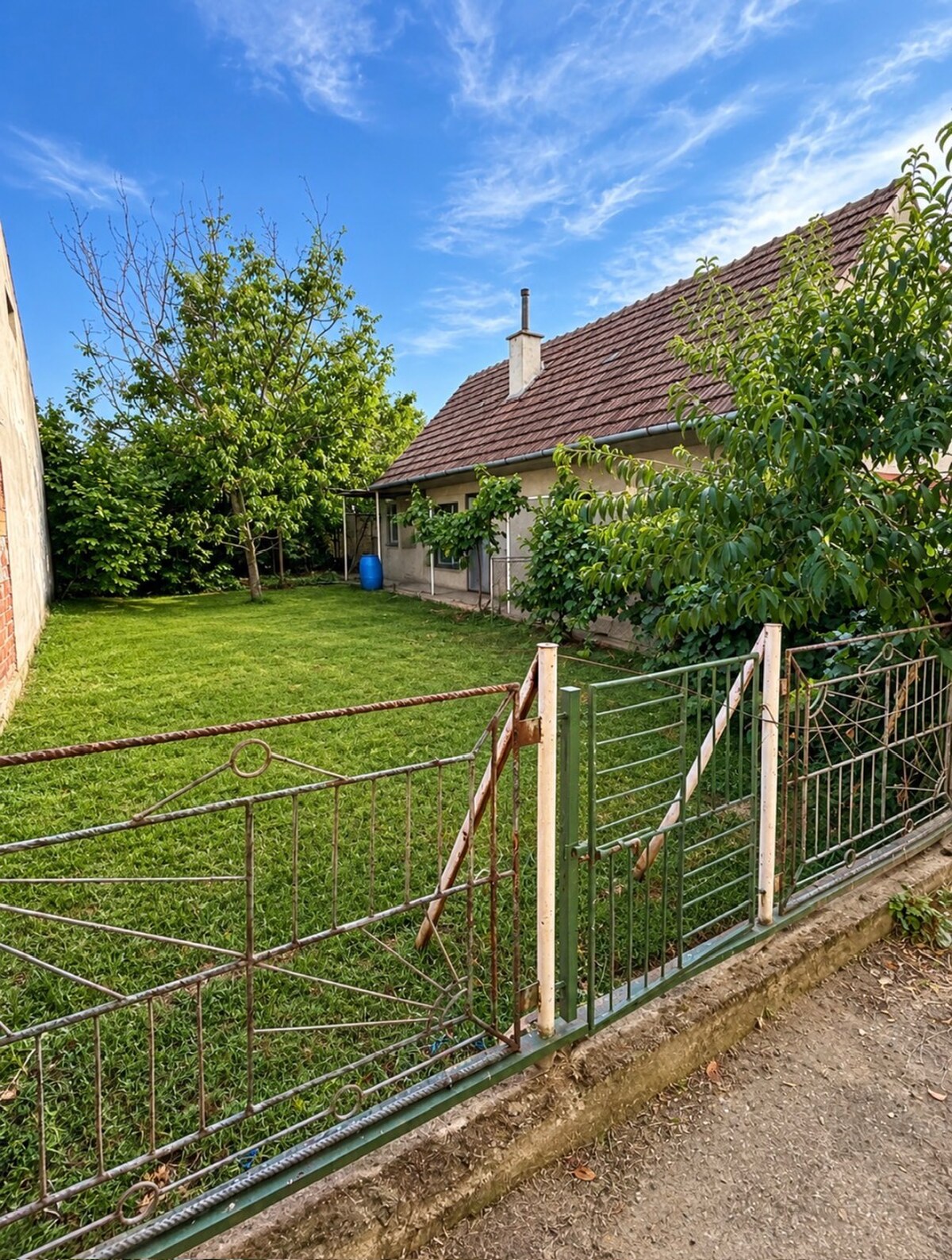 Priestranný 5izbový RD v Dolných Orešanoch 733m2 — foto 6