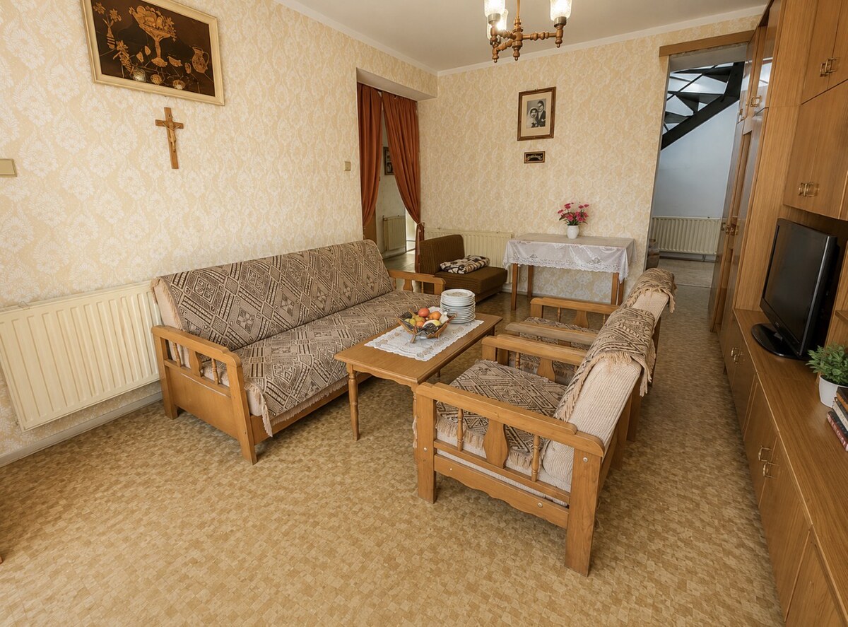 Priestranný 5izbový RD v Dolných Orešanoch 733m2 — foto 9