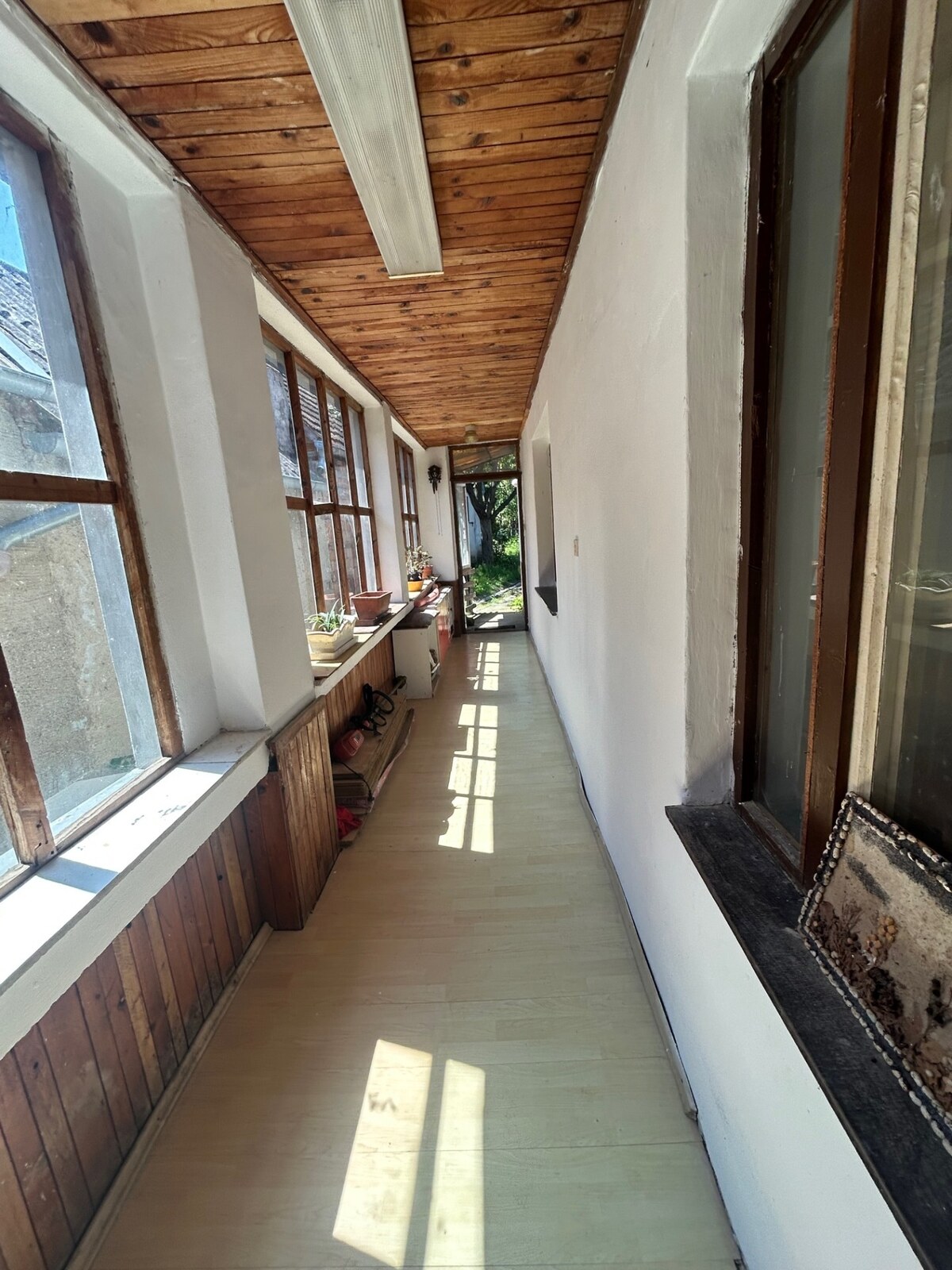 Na predaj starší rodinný dom v obci Budmerice 541m2 — foto 13
