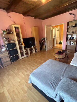 Na predaj starší rodinný dom v obci Budmerice 541m2 — foto 5