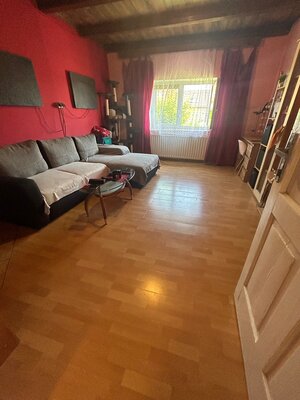 Na predaj starší rodinný dom v obci Budmerice 541m2 — foto 6