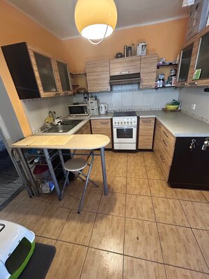 Na predaj starší rodinný dom v obci Budmerice 541m2 — foto 8