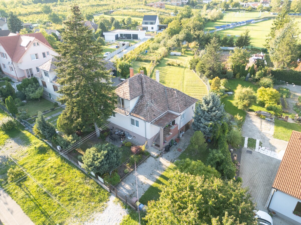 ZĽAVA!!!Na predaj rodinný dom s rozľahlým pozemkom 1788m2 MODRA — foto 3