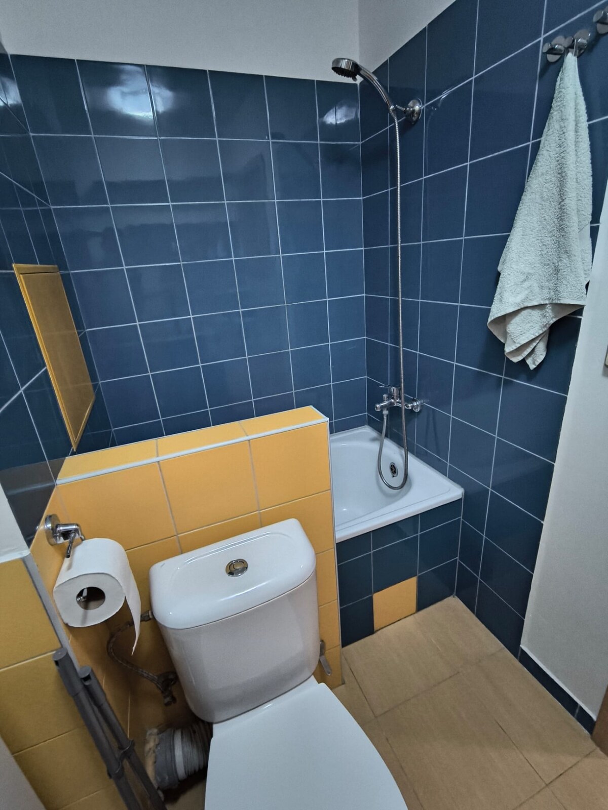 KOMPLET ZARIADENÁ GARSÓNKA PRI PLAVÁRNI — foto 8