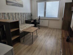 KOMPLET ZARIADENÁ GARSÓNKA PRI PLAVÁRNI — foto 2