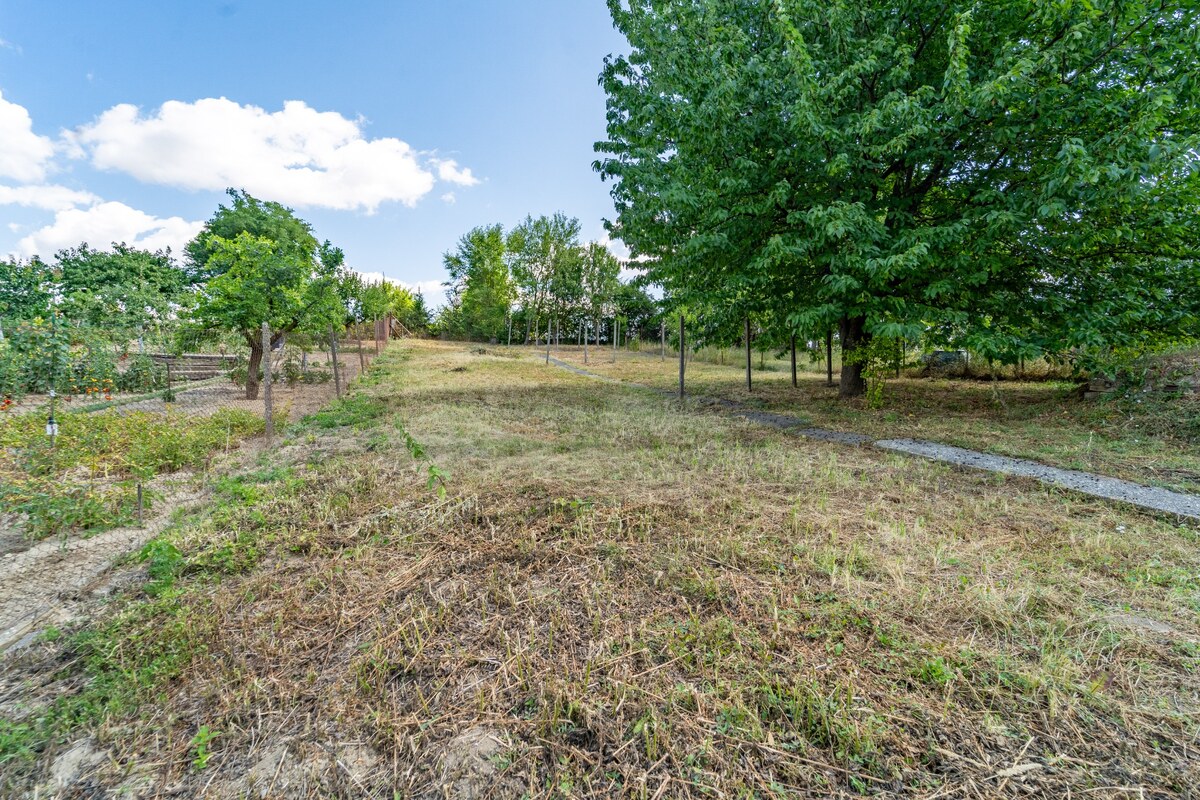 NA PREDAJ RODINNÝ DOM S POZEMKOM O VÝMERE 1003m2 — foto 19