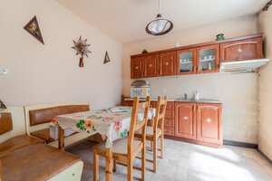 NA PREDAJ RODINNÝ DOM S POZEMKOM O VÝMERE 1003m2 — foto 14